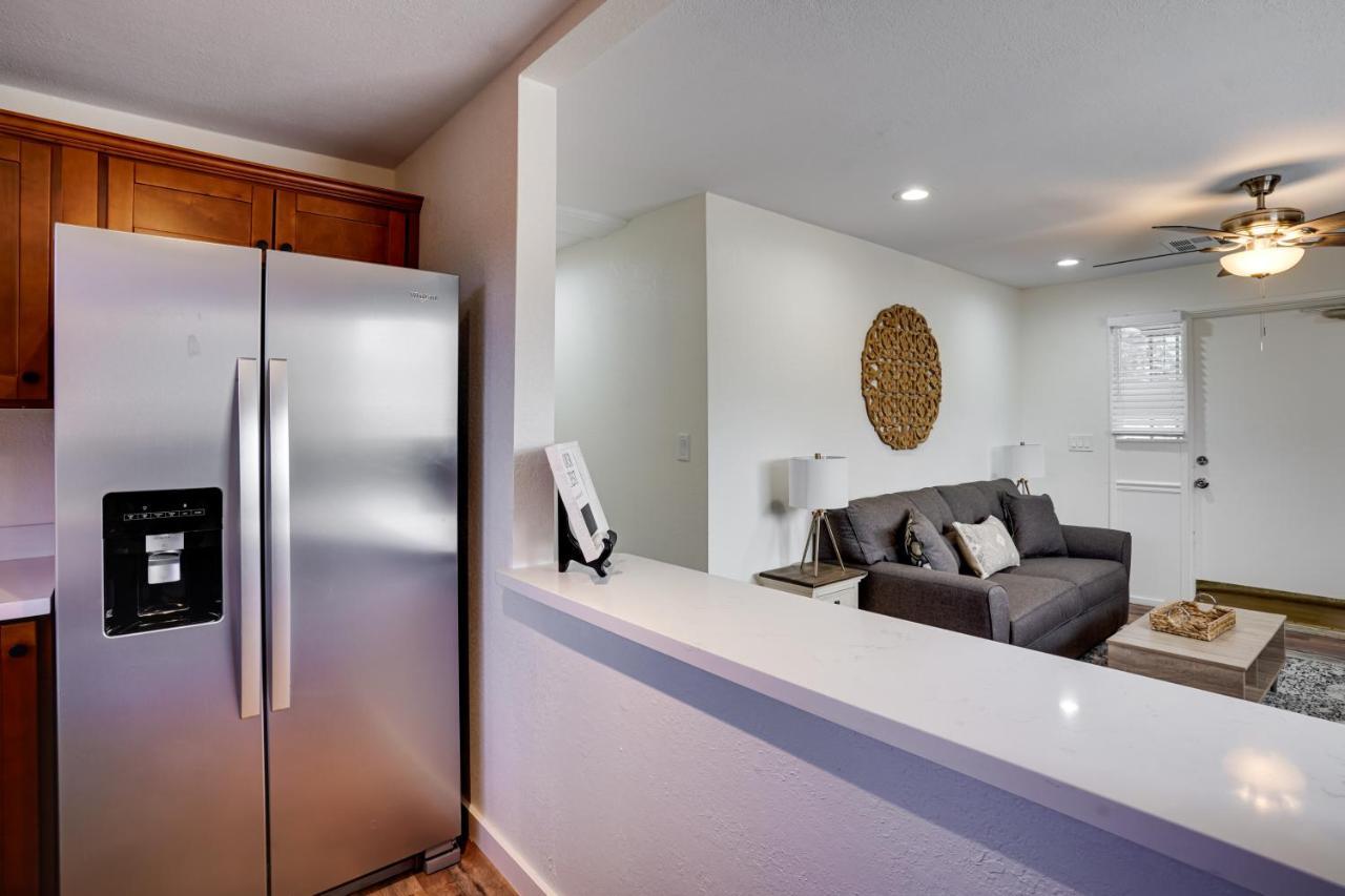 Vacation - 3 Mi To Lovers Knoll! Apartment *